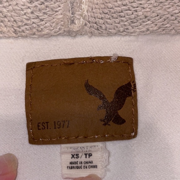 American Eagle Sweatshirt - Picture 3 of 4